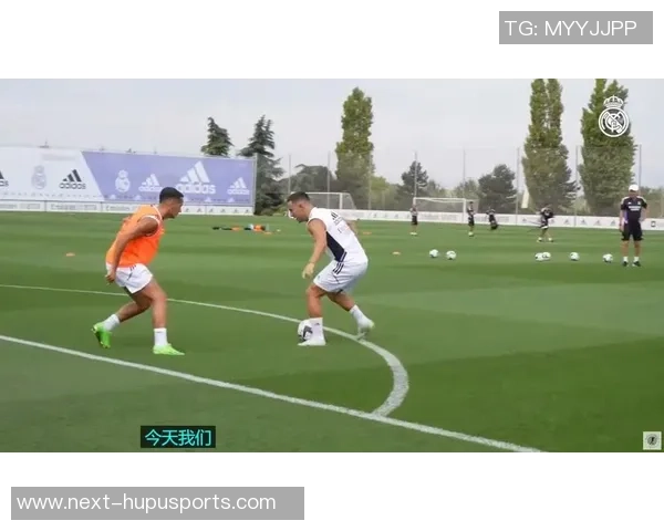 掌握足球简单过人技巧轻松突破防线提升比赛表现